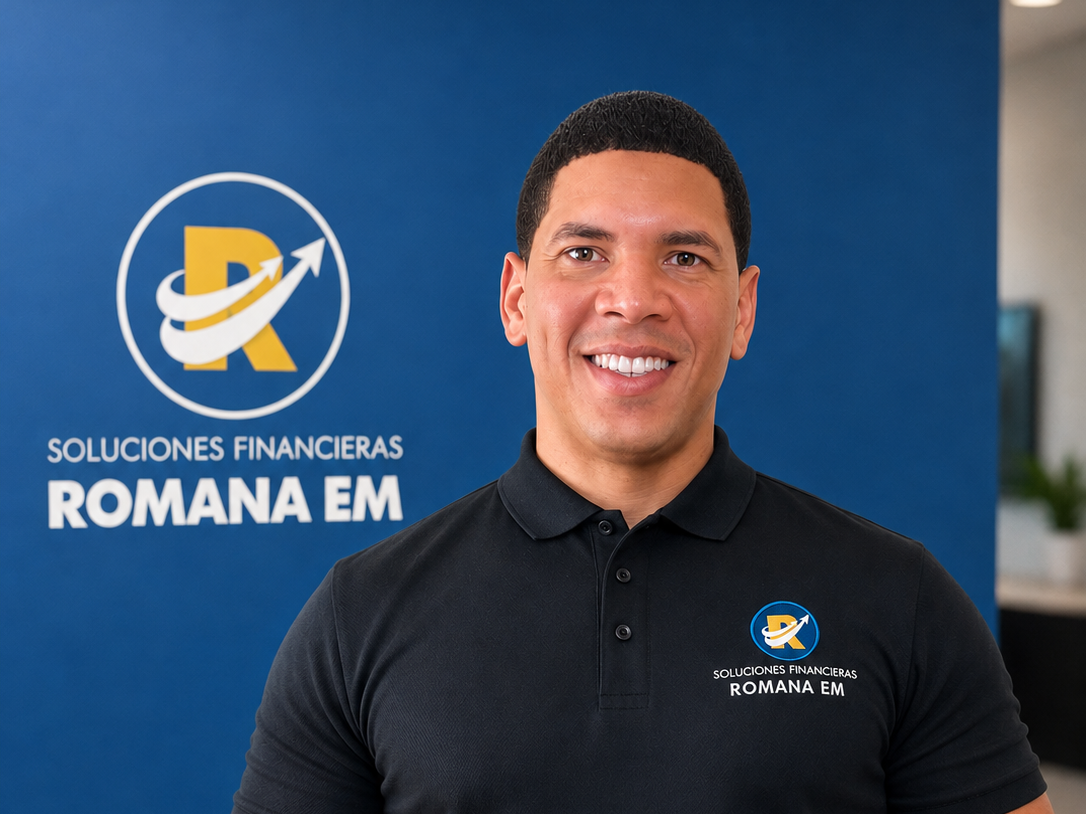 Asesor de Soluciones Financieras Romana EM listo para ayudarte con tu préstamo personal